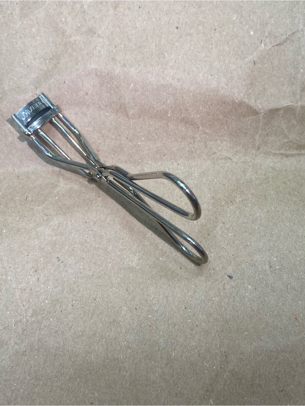 Shiseido mini eyelash curler